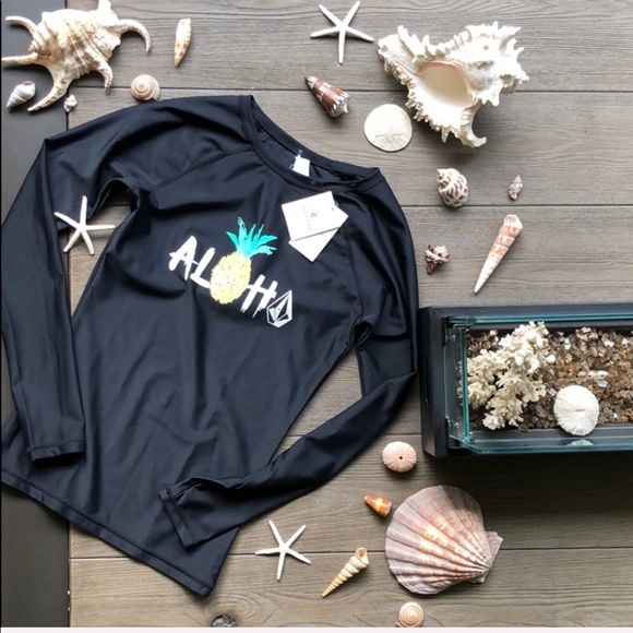 🌴🌼VOLCOM- RASH GAURD🌼🌴 - Picture 2 of 6